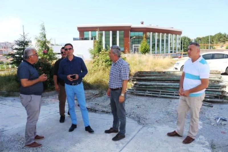 Kaymakamımız Sayın Şafak GÜRÇAM ile İlçe Milli Eğitim Müdürü Sayın Ahmet DAVU Fen Lisesi'nde Yerinde İncelemelerde Bulundu.